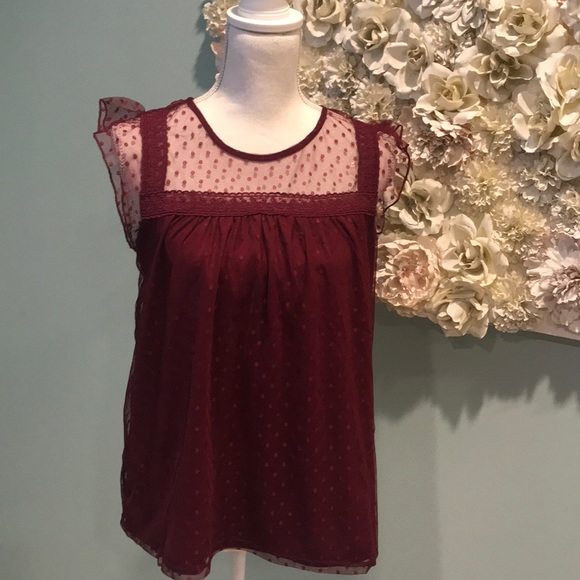 Tops - ⛄️NWOT pretty top